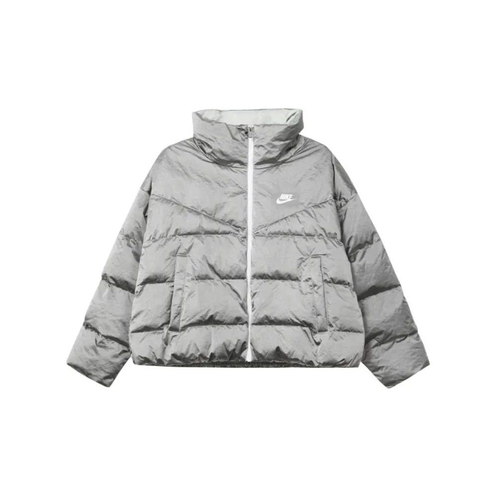 Nike Sportswear Therma-Fit Puffer Jacket Women’s Silver M
